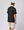 Schwarzes T-Shirt mit dezentem Aufdruck